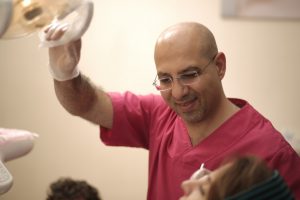 متخصص ارتودنسی در سعادت آباد | دکتر فرهاد صدرالدینی