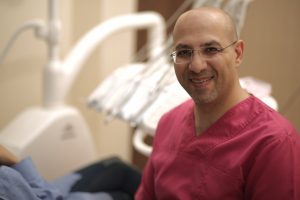 متخصص ارتودنسی در تهرانپارس | دکتر فرهاد صدرالدینی